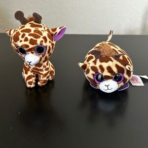 TY Beanies Giraffe Bundle. Set of 2